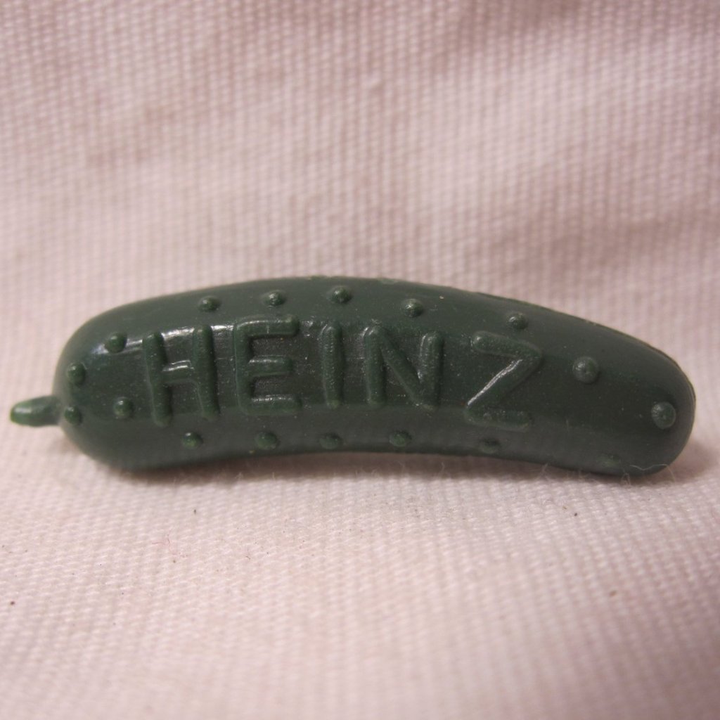 Vintage Heinz Dark Green Pickle Pin - Plastic 7$
